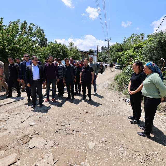 Defne'de aşırı yağıştan etkilenen alanlar incelendi