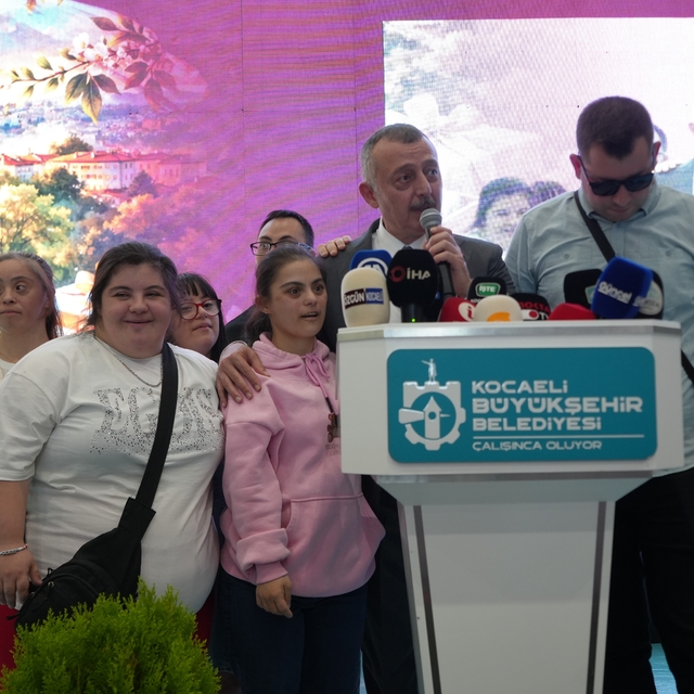 Kocaeli'de geleneksel bayramlaşma coşkusu
