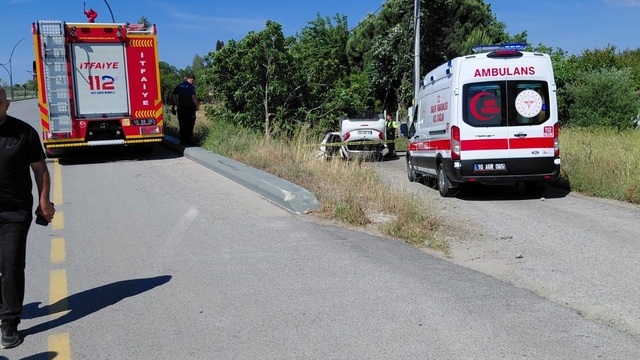 Edremit'te kontrolden çıkan otomobil savruldu: 1 ölü, 3 yaralı