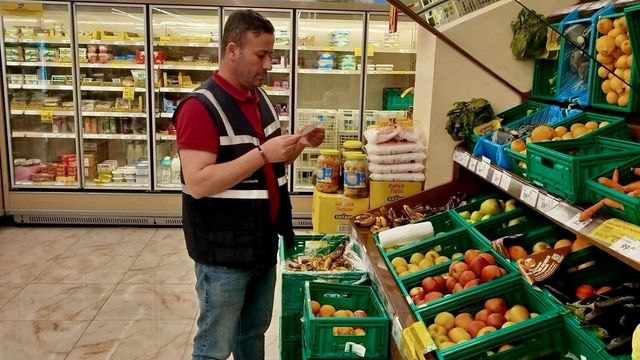 Siirt'te bayram öncesi denetimler artırıldı fiyat ve etiketler tek tek incelendi