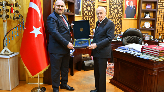 MHP Genel Başkanı Bahçeli, Kerkük Valisi Ağa'yı kabul etti