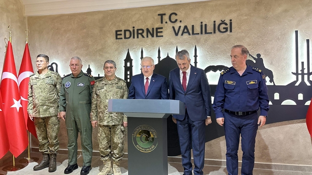 Bakan Güler, Edirne Valisi Sezer'i ziyaret etti