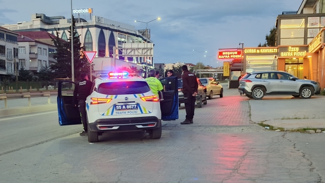 Otomobil ile motosiklet çarpıştı: 1 yaralı