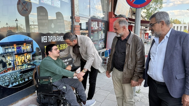 Akçadağ Belediye Başkanı Ulutaş'tan bayram öncesi esnaf ziyareti