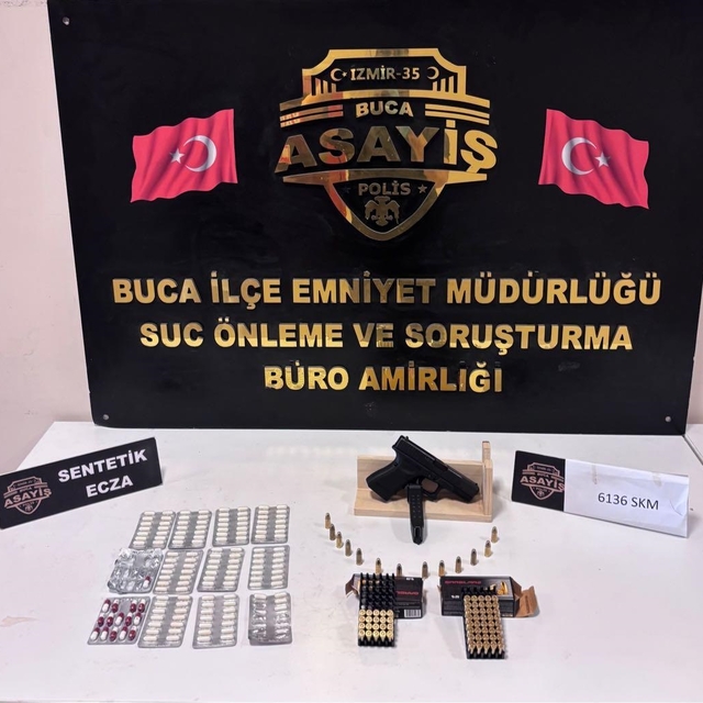 İzmir'de 'kasten öldürme' suçundan aranan firari hükümlü yakalandı