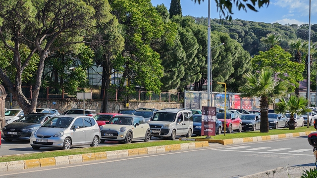 Ayvalık'ta Kurban Bayramı dolayısıyla polis önlemlerini artırdı