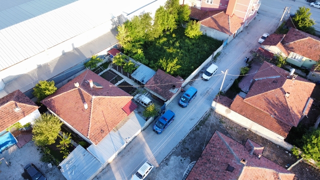 Çorum'da uyuşturucu operasyonu: Kaçmaya çalışırken yakalandılar