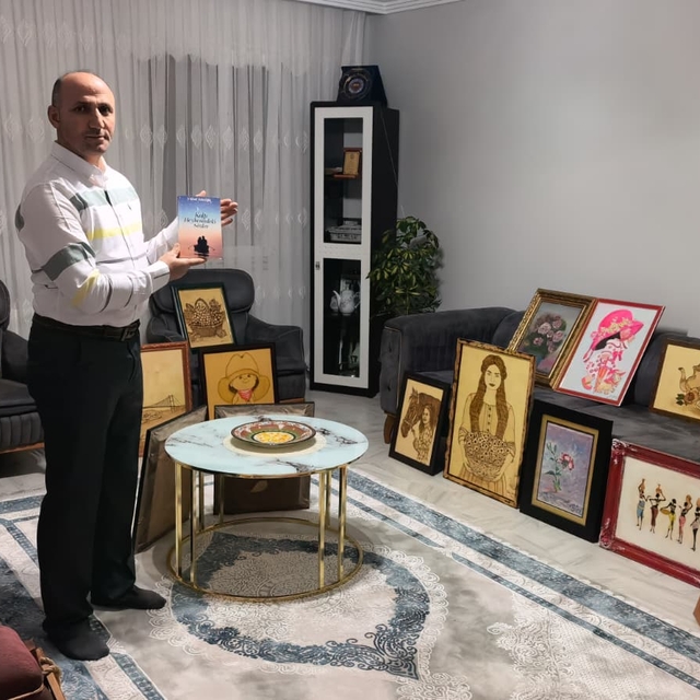 Güvenlik kulübesinden sanat galerisine; ilkokulda başlayan resim tutkusunu...