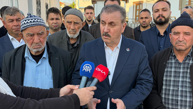 Destici: CHP'deki iç çekişmenin tarafı değiliz