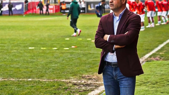 Muğlaspor'da Mustafa Sarıgül beklemede