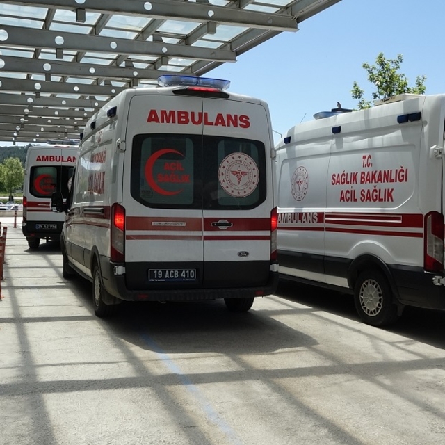 Çorum'da acemi kasaplar hastanelik oldu