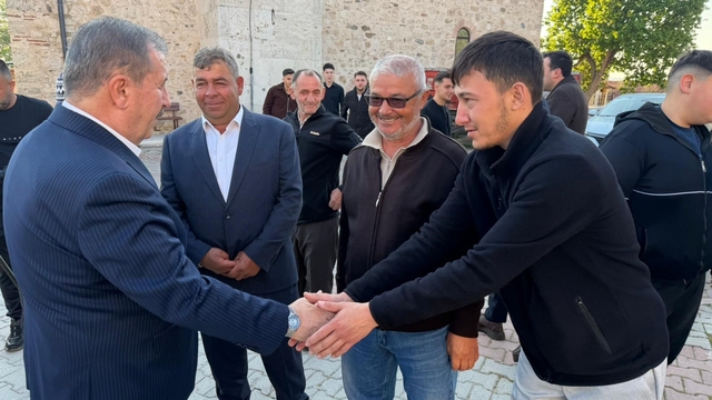 BBP Genel Başkanı Destici memleketinde vatandaşlarla bayramlaştı
