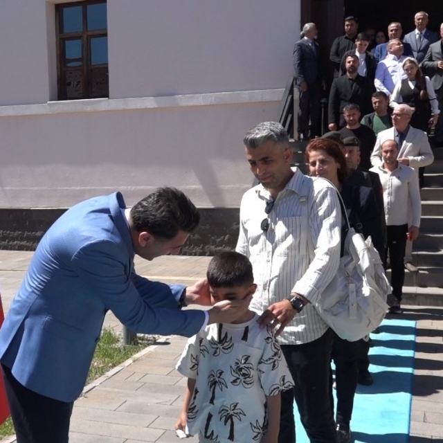 Tunceli'de bayramlaşma programı düzenlendi