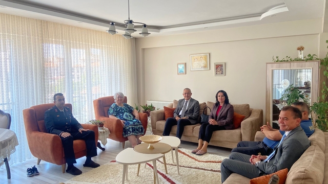 Kaymakam Güngör'den şehit ailelerine bayram ziyareti