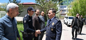 Ağrı Emniyet Müdürü Önder, Kurban Bayramı'nda emniyet personeliyle bayramla...