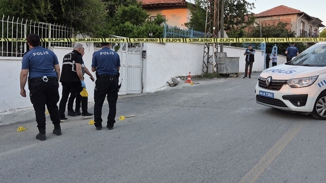 Malatya'da sürücülerin trafikte silahlı kavgası: 2 yaralı