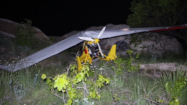 Kapadokya'da microlight hava aracı zorunlu iniş yaptı: 2 yaralı