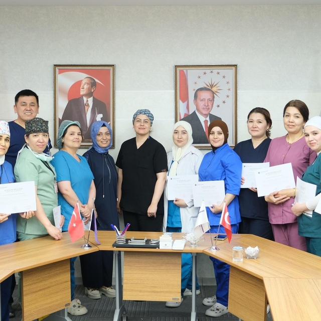 Özbekistanlı sağlık profesyonellerine destek