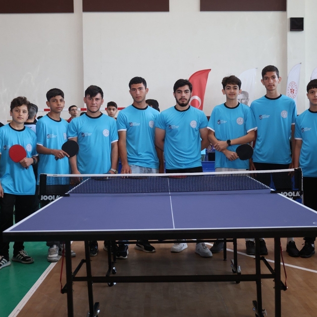 Hatay'da 600 öğrenci İmam Hatip Spor Oyunlarında ter döktü