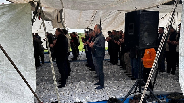 Çandır Mahallesi'nde şükür duası edildi