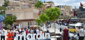 Mardin'de bayramda oteller doldu, turistler çevre illere yönlendirildi