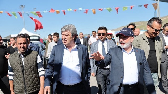 Kocasinan'dan profesyonel kurban hizmetine tam not
Kocasinan Belediyesi'nin kurban hizmetinden Kayserililer çok memnun