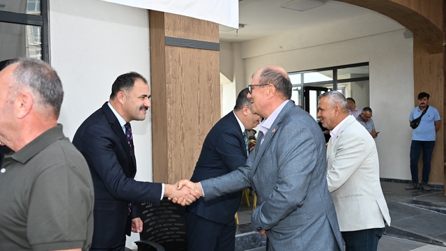 Demirci'de geleneksel bayramlaşma programına yoğun katılım