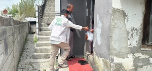 Umut Kervanı Ağrı'da yüzlerce hanenin sofrasına kurban eti ulaştırdı