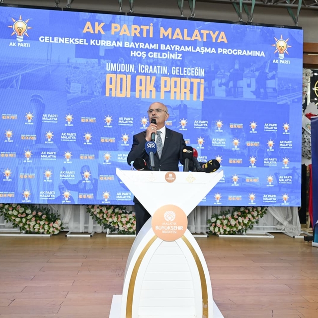 Başkan Er: "Malatya'mız güçlü bir şekilde ayağa kalkıyor"