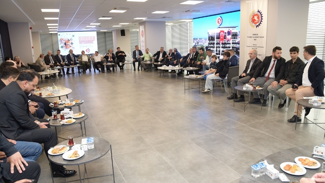 Murzioğlu: "Samsun'un ekonomik gelişimi için el birliğiyle çalışmaya devam edeceğiz"
Samsun TSO'da Kurban Bayramı coşkusu