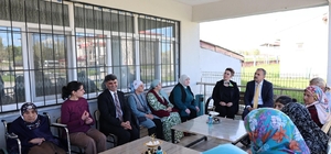 Ağrı Valisi Bozkurt'tan bayramda şehit aileleri, gazi, çocuklar ve huzurevi...