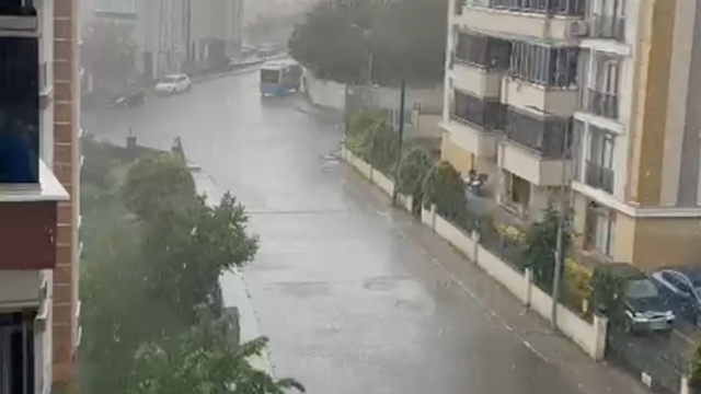 Tekirdağ'da sağanak ve dolu etkili oldu