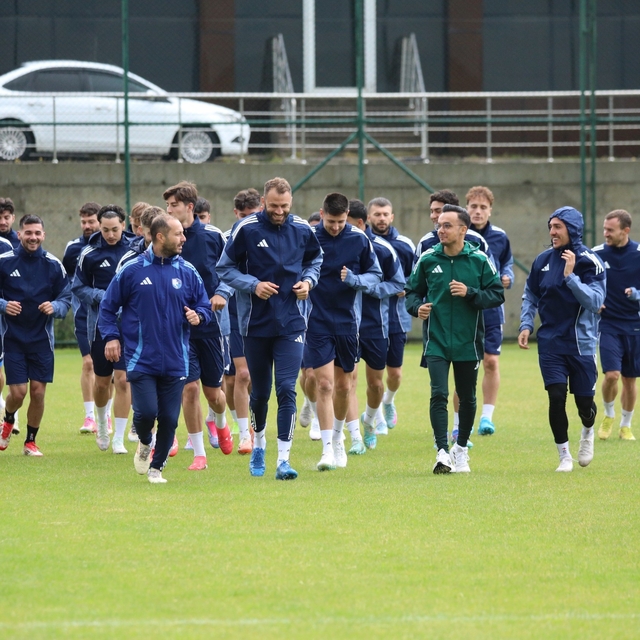 Erzurum'da kamp yapan takımlar başarılarıyla dikkat çekti
Trabzonspor ve Ko...