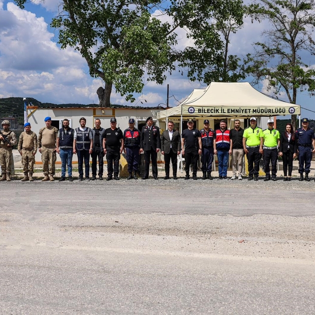 Vali Sözer bayramda denetim noktasında