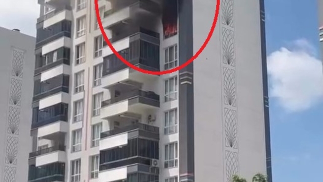 Diyarbakır'da 11 katlı binada yangın; 2 kişi dumandan etkilendi