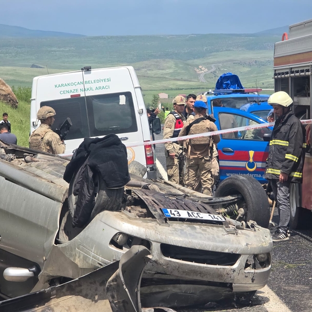 Elazığ'da takla atan otomobilin sürücüsü öldü, 3 yaralı