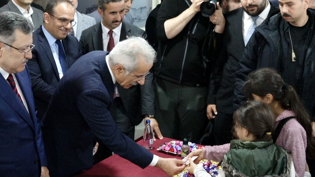 Bakan Uraloğlu: Bayramlar, birlik, beraberlik ve kardeşliği pekiştirir (2)