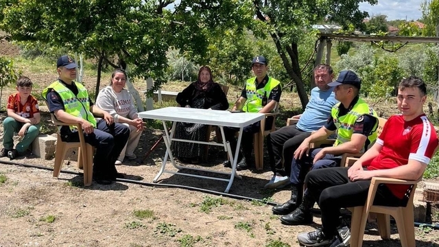 Kırşehir'de jandarmadan şehit ailelerine bayram ziyareti