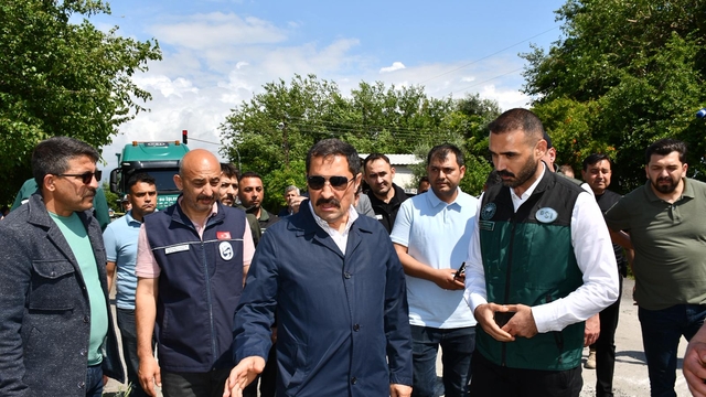 Doğu Akdeniz'de sağanak; caddeleri su bastı (6)
