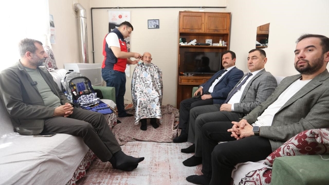 Gürsu'da çocuklara destek, büyüklere vefa