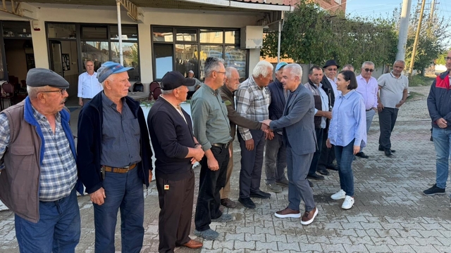Vali Turan, doludan etkilenen Dokuzhöyük köyünde incelemelerde bulundu