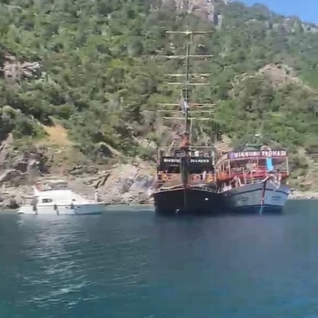 Gezi teknesindeki tahliye anına ait görüntüler ortaya çıktı
Muğla Valiliği,...