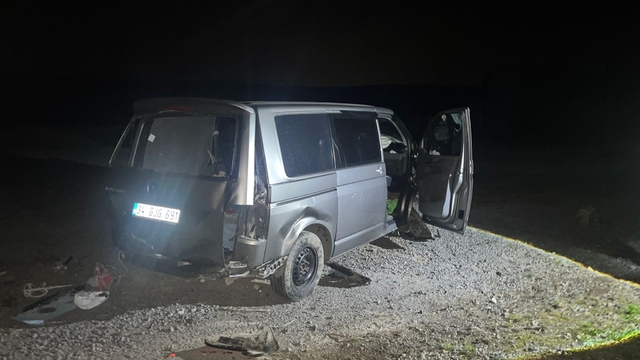 Kars'ta şarampole devrilen aracın sürücüsü öldü