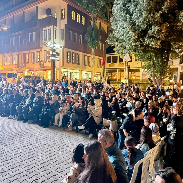 Kemaliye'de fasıl gecesinde kültür ve kardeşlik buluştu
