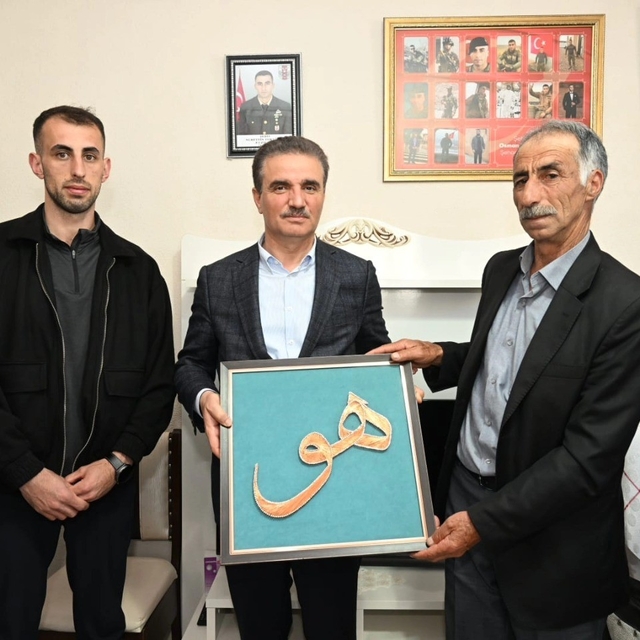 Şehit ailelerine bayram ziyareti
