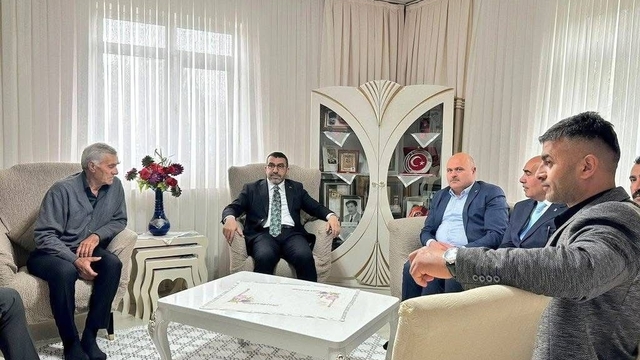 Milletvekili Adem Çalkın, "Şehitlerimizin emanetleri baş tacımızdır"