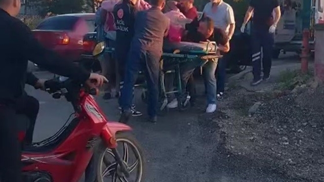 Göğüs ağrısıyla yola çıktı, ambulansla hayata tutundu