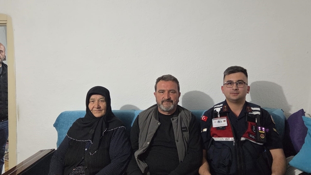 Jandarma ekiplerinden gaziye anlamlı ziyaret