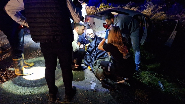 Çorum'da iki otomobil çarpıştı: 1'i ağır 7 yaralı