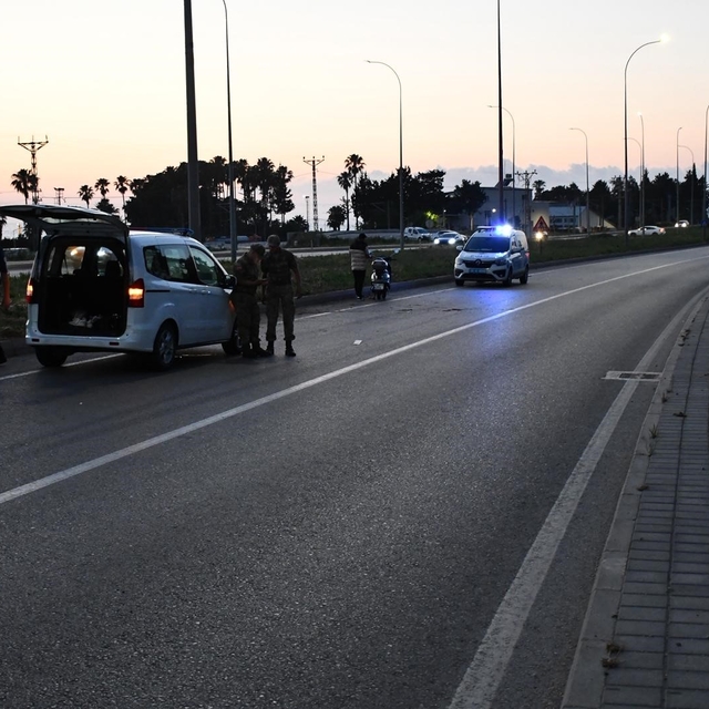 Hatay'da kontrolden çıkan motosiklet devrildi: 2 ölü